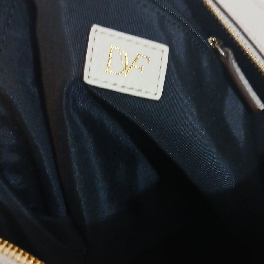 Chic Diane Von Furstenberg Cream Satchel Bag - Picture 4 of 6